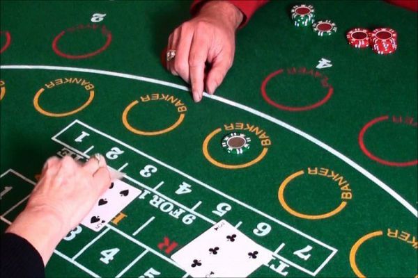 Baccarat là gì? Luật chơi Baccarat cơ bản cho người mới từ A-Z